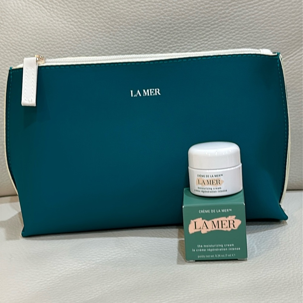 La Mer Creme De La Mer Moisturizing Cream, 0.24oz/7ml with Cosmetics Bag